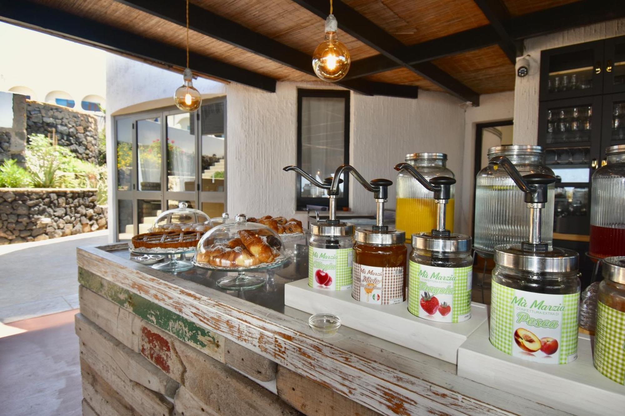 Cossyra Hotel Madonna Delle Grazie Eksteriør bilde